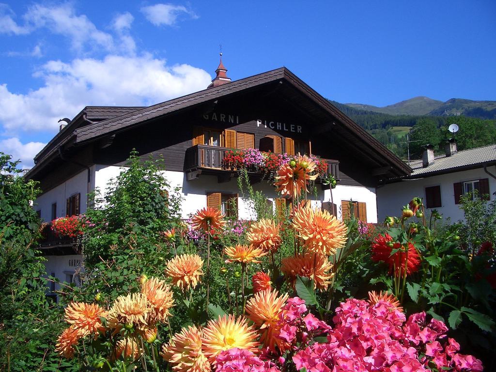 Aparthotel Pichler Colle Isarco Esterno foto