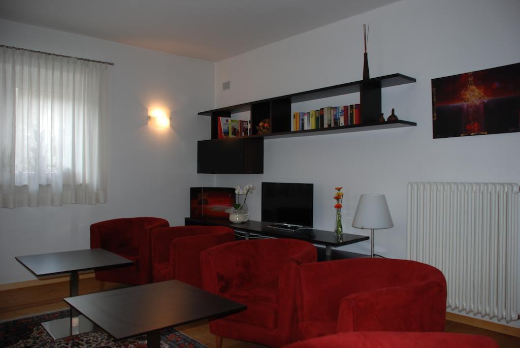 Aparthotel Pichler Colle Isarco Esterno foto